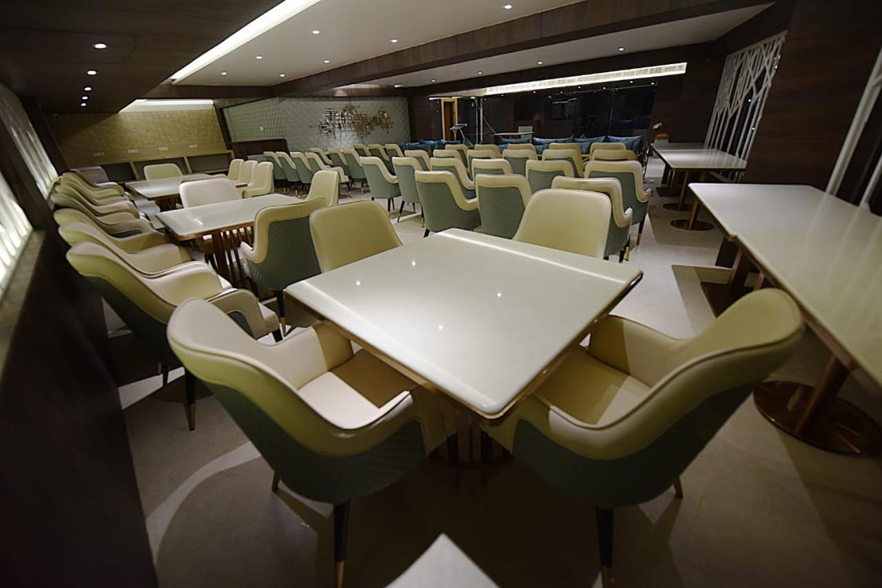 阿杰梅尔 Jw Cruise酒店 外观 照片